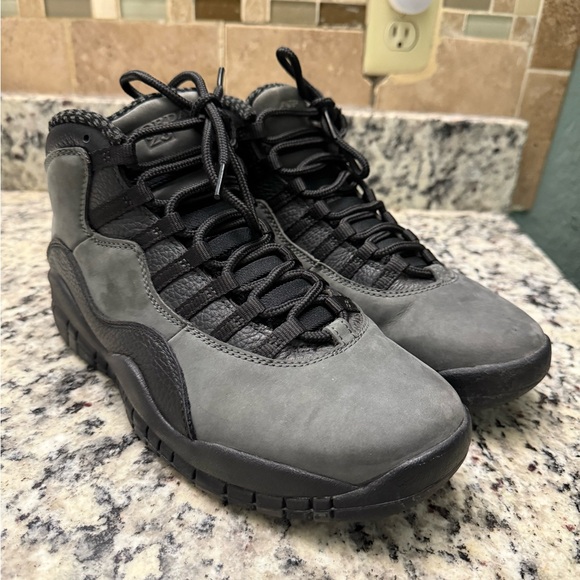Air Jordan 10 Retro “Shadow” 2018 Men’s Size 9 310805-002 - Picture 1 of 12